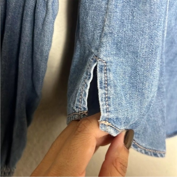 Veronica Beard Dalton Puff Sleeve Button Down Shirt - Picture 9 of 9